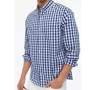 Banana Republic Grant Fit Non-Iron Plaid Button-Up Top